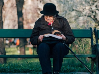 Долго и счастливо: как живут пенсионеры в России