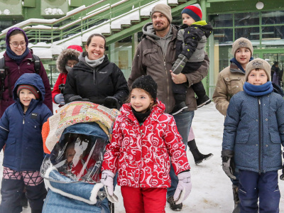Семья из Канады с 8 детьми рискнула переехать в Россию