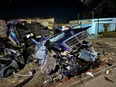 16-летний водитель Mercedes-Benz скончался в ростовской больнице