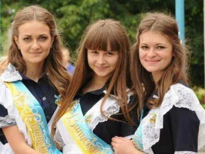 Украинских девочек заманивают в школу секс-услуг для поддержки ВСУ